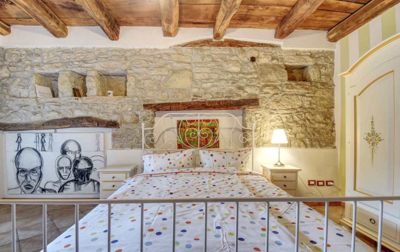 Romantic Boutique Hospitality Revine Lago Exterior photo